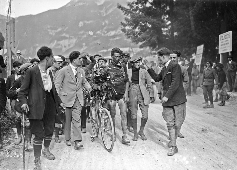 Ottavio Bottecchia tijdens de Ronde van Frankrijk 1923